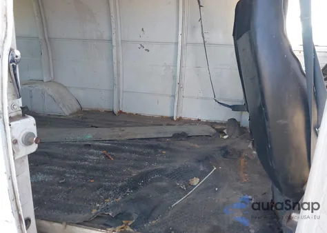 1993 Chevrolet G10 z USA, uszkodzony, nr VIN 1GCDG15H2PF337830